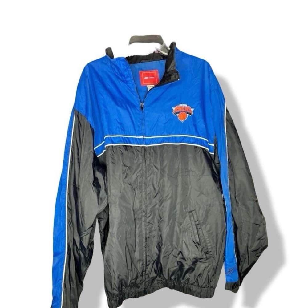 🔥 VINTAGE REEBOK NEW YORK KNICKS WINDBREAKER JACKET 🔥